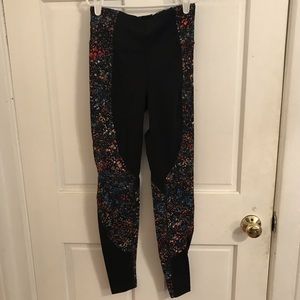 Black Lululemon Leggings w/ Multi Color Pattern